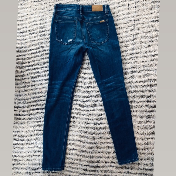 Joe’s The Skinny distressed ankle jeans size 26 - Picture 3 of 4